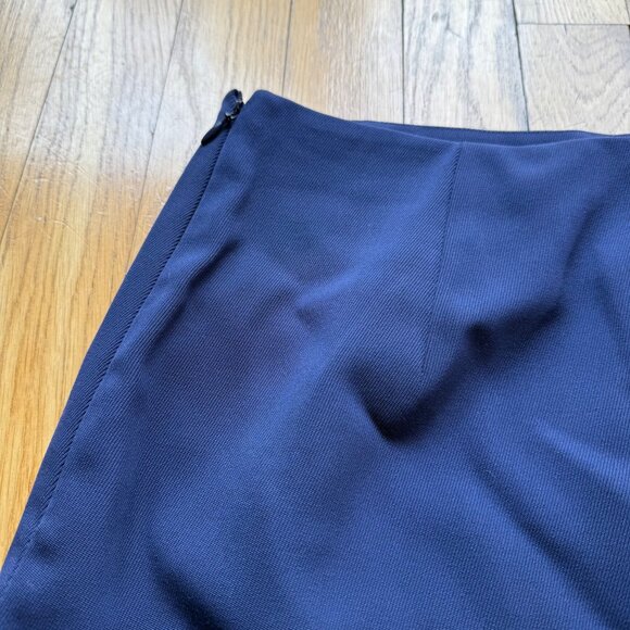 Prada Size 6 Navy Blue Virgin Wool Mini Pencil Skirt With Silk-Cupro Lining - Picture 15 of 15